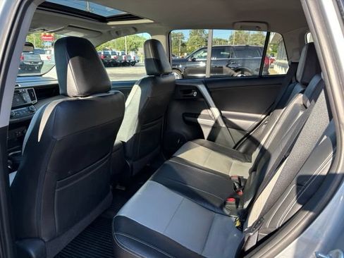 Used 2016 Toyota RAV4 XLE AWD/4WD image 17