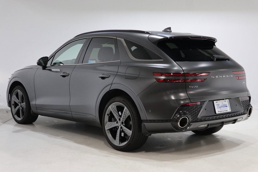 Used 2023 Genesis GV70 2.5T w/ Sport Prestige Package AWD/4WD image 5