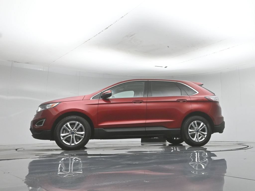 Used 2017 Ford Edge SEL w/ Equipment Group 201A AWD/4WD image 55