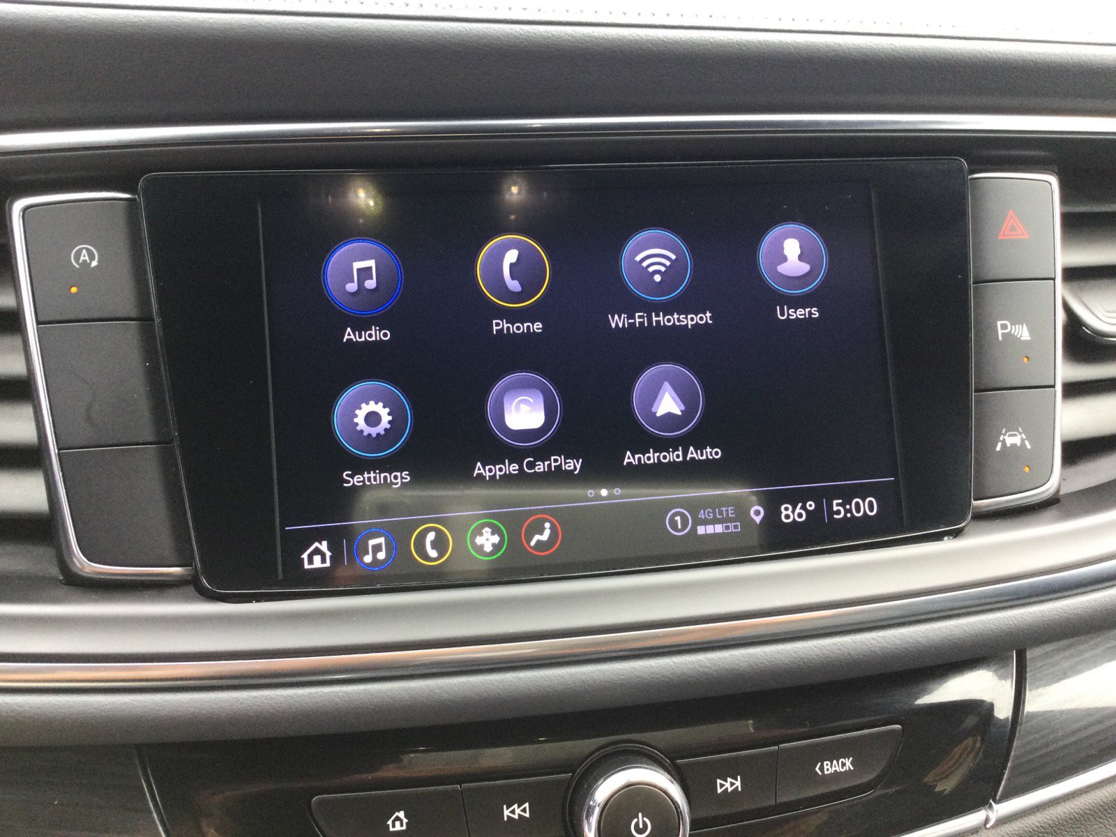 Used 2023 Buick Enclave Essence w/ Experience Buick Package FWD image 19