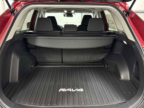 New 2025 Toyota RAV4 LE image 27