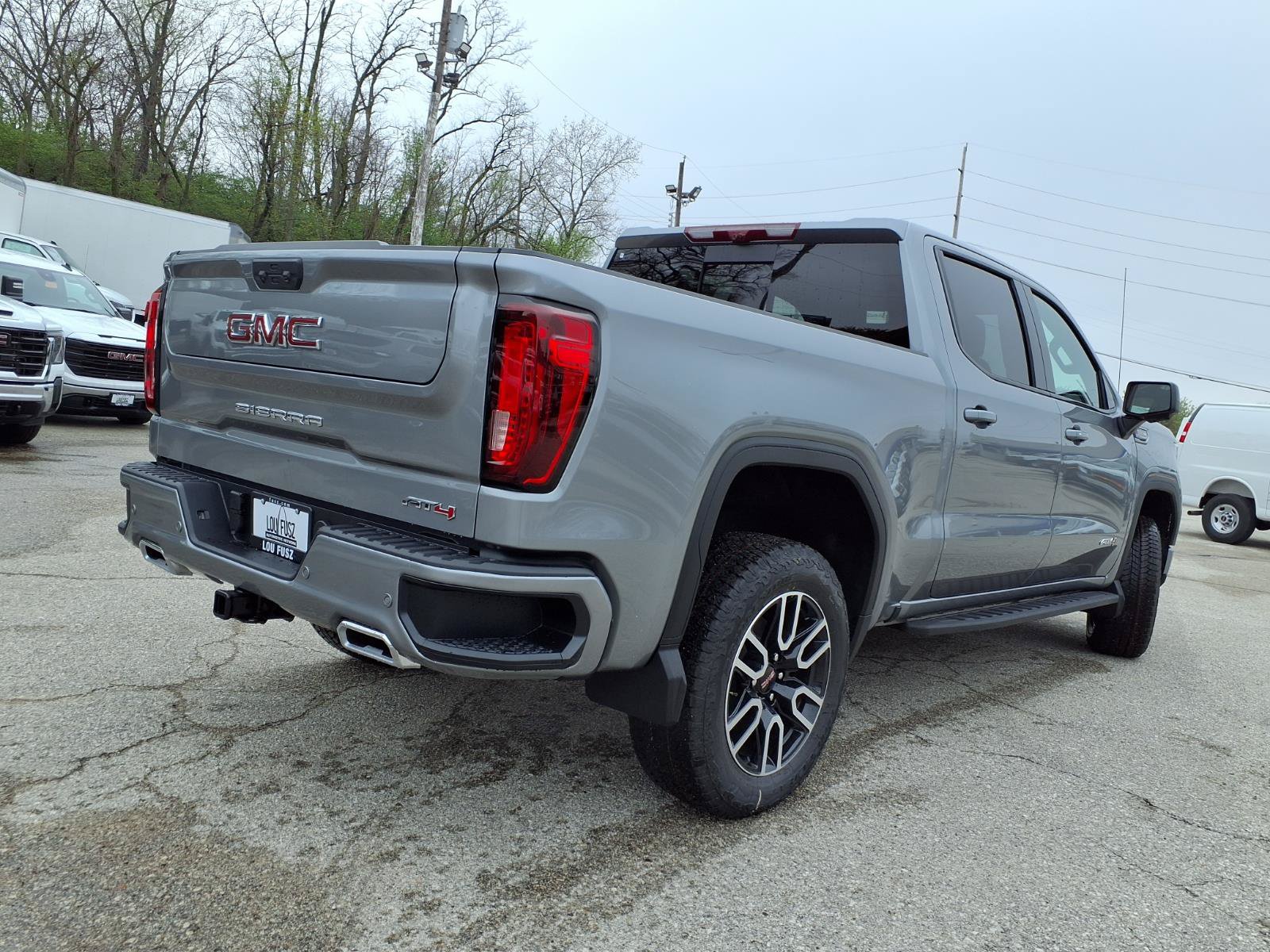 New 2026 GMC Sierra 1500 AT4 w/ AT4 Premium Package AWD/4WD image 27