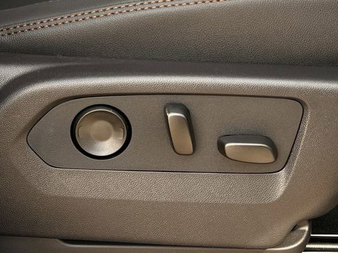 New 2026 GMC Sierra 2500 AT4 w/ AT4 Premium Plus Package image 24