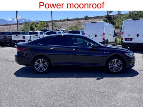 Used 2019 Volkswagen Jetta R-Line FWD image 7