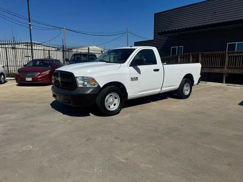 Used 2017 RAM 1500 Tradesman w/ Power & Remote Entry Group image 2