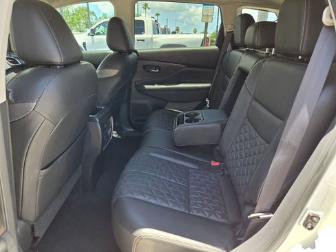 Used 2021 Nissan Murano Platinum w/ Cargo Package FWD image 15