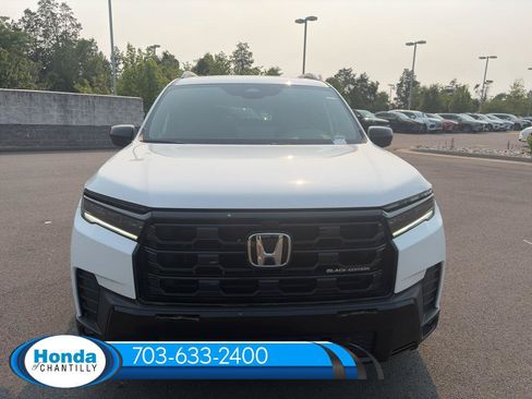 New 2026 Honda Pilot Black Edition image 2