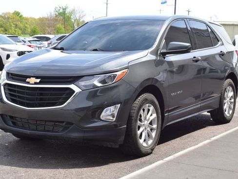 Used 2020 Chevrolet Equinox LT AWD/4WD image 13