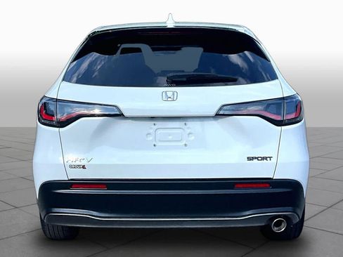 Used 2024 Honda HR-V Sport image 5