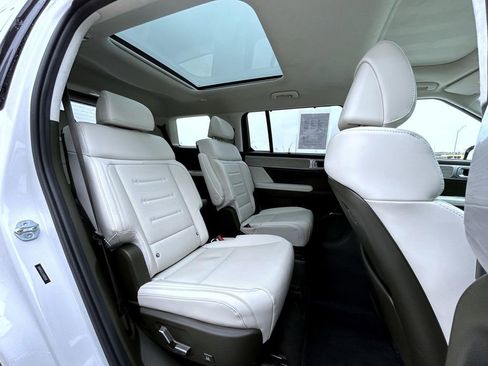 Used 2025 Hyundai Santa Fe Calligraphy image 20