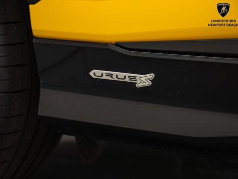 Used 2024 Lamborghini Urus S image 6