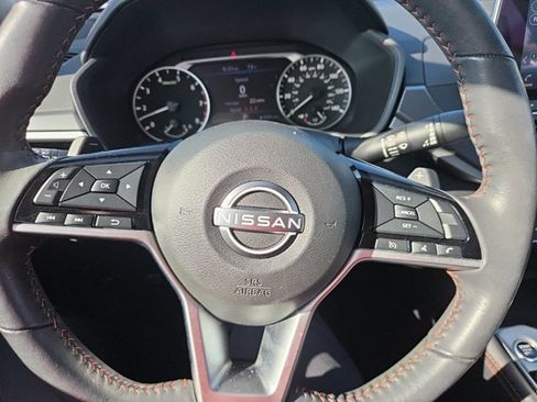 Used 2023 Nissan Altima 2.5 SR FWD image 21