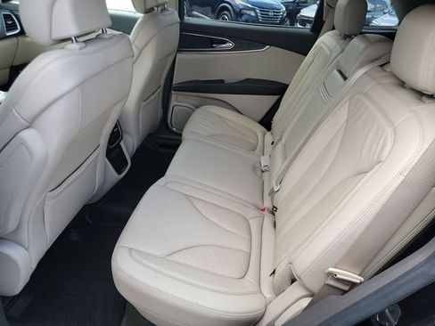 Used 2019 Lincoln Nautilus Select AWD/4WD image 27