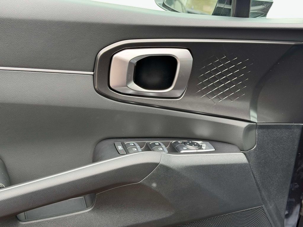 Certified 2026 Kia Sorento S AWD/4WD image 15