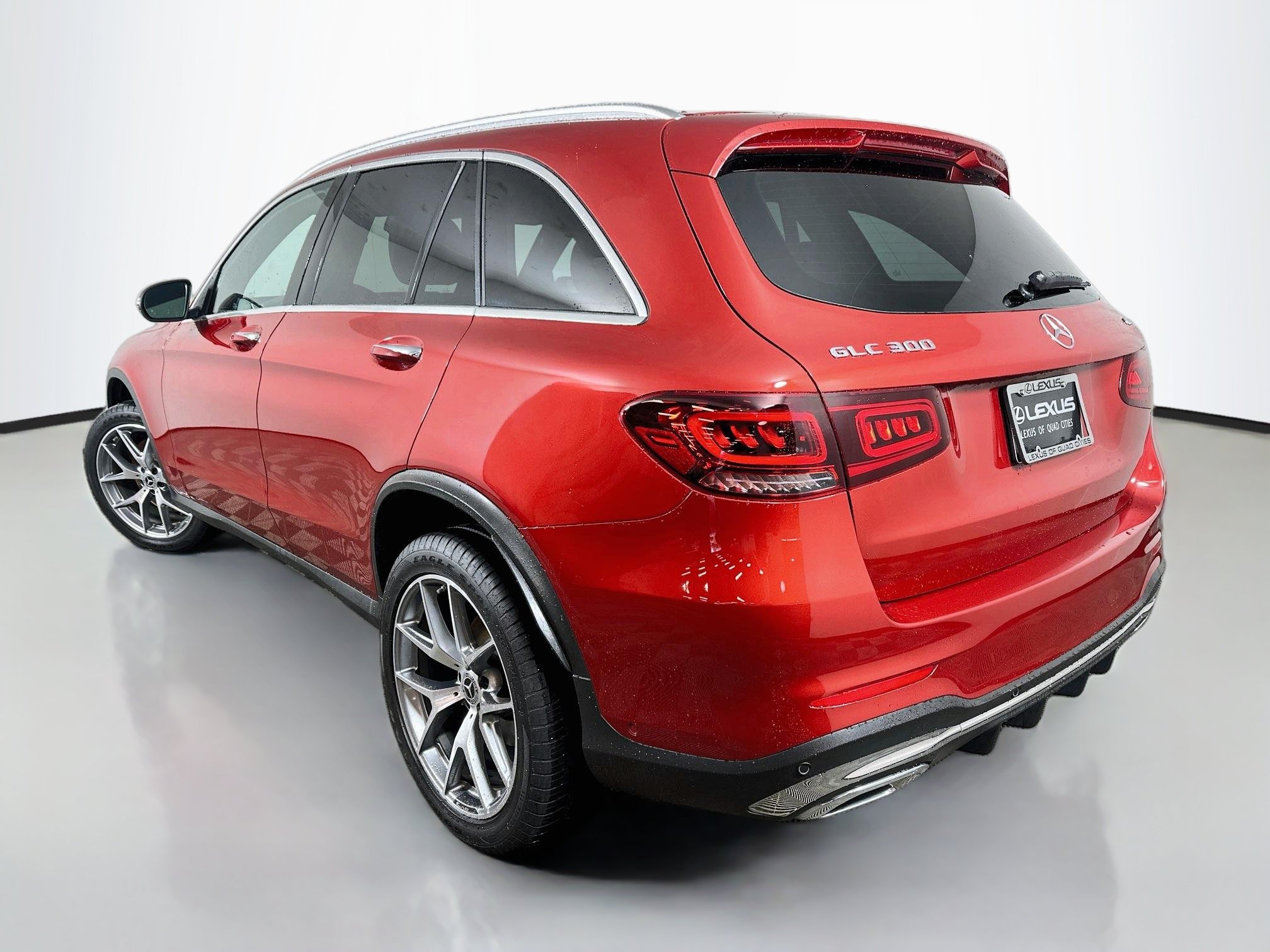 Used 2022 Mercedes-Benz GLC 300 4MATIC image 5