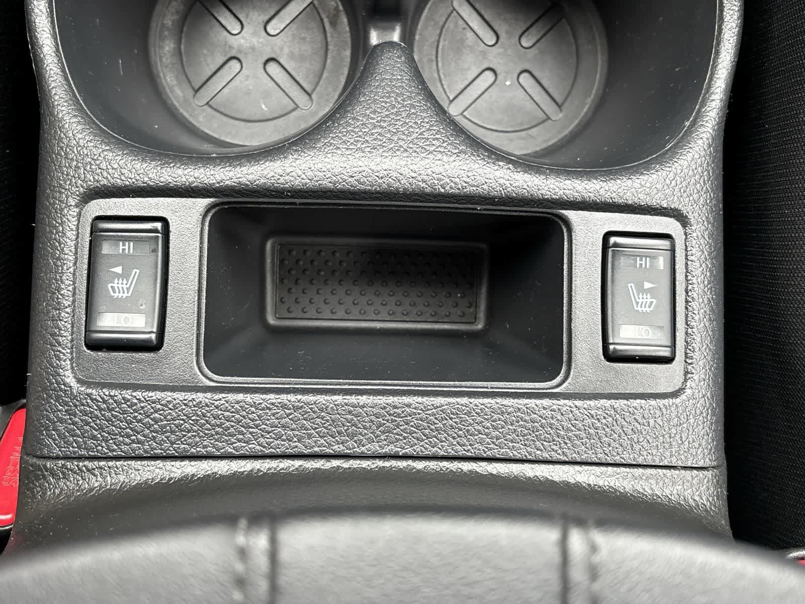 Used 2019 Nissan Rogue SV FWD image 29