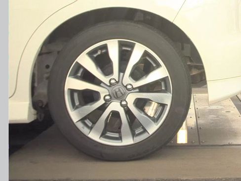 Used 2013 Honda Fit Sport image 12