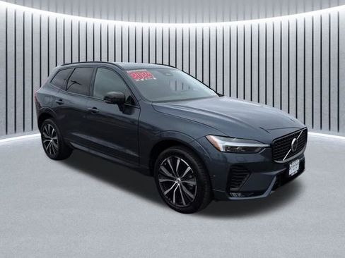 Used 2024 Volvo XC60 B5 Plus AWD/4WD image 1