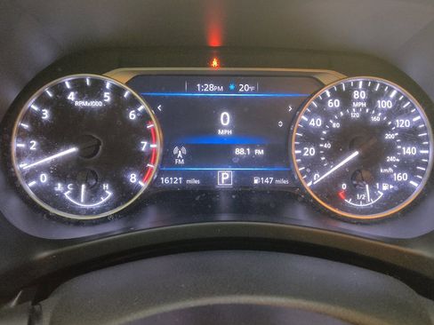 Used 2021 Nissan Sentra SR image 23