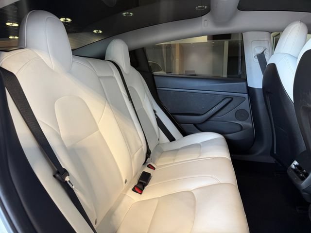 Used 2021 Tesla Model 3 Long Range AWD/4WD image 22