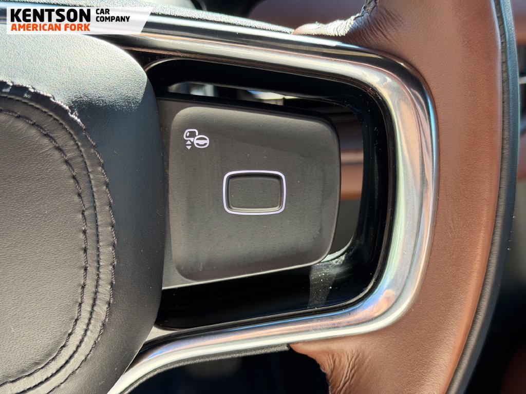 Used 2025 Lincoln Navigator Reserve AWD/4WD image 16