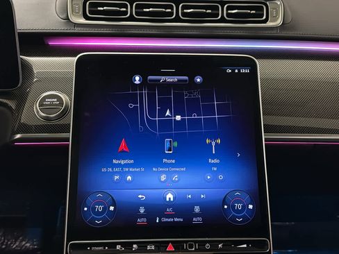 New 2025 Mercedes-Benz S 580e 4MATIC Sedan image 20