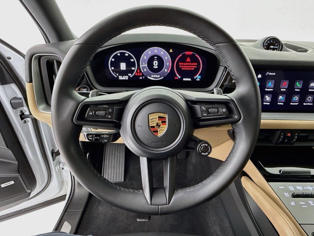 Certified 2024 Porsche Cayenne AWD/4WD image 15
