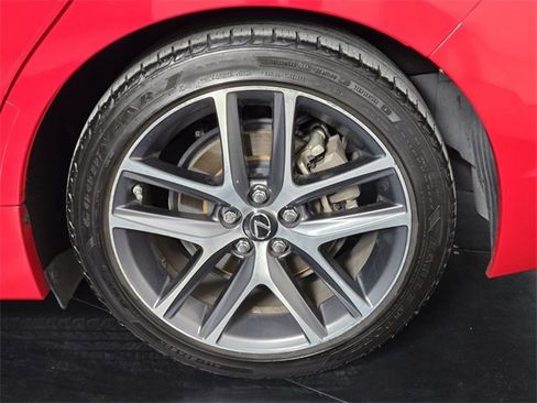 Used 2015 Lexus CT 200h image 11