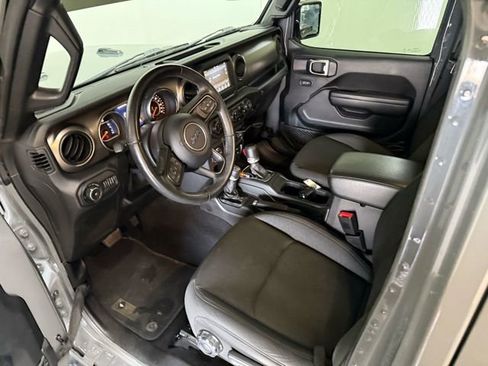 Used 2021 Jeep Wrangler Unlimited Sport image 13