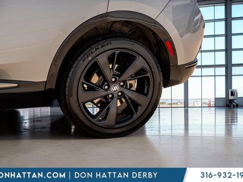 Used 2023 Buick Envision Essence w/ Sport Touring Package AWD/4WD image 39