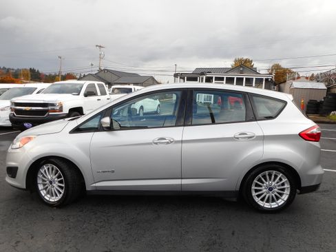 Used 2015 Ford C-MAX SE image 2
