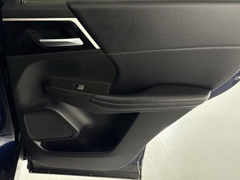 Used 2024 Mitsubishi Outlander SE image 42