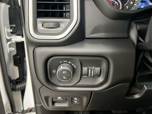 New 2026 RAM 1500 Laramie w/ Laramie Preferred Package AWD/4WD image 19