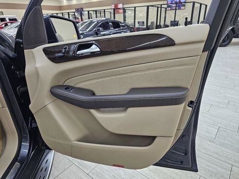 Used 2013 Mercedes-Benz ML 350 2WD image 39