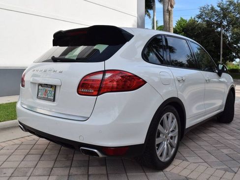 Used 2013 Porsche Cayenne Diesel AWD/4WD image 7