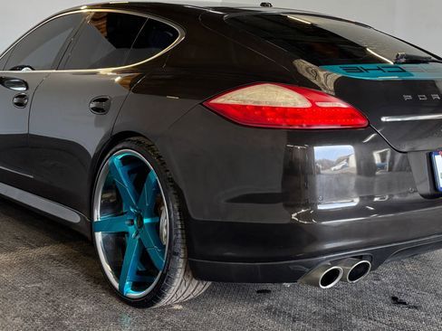 Used 2013 Porsche Panamera S RWD image 5