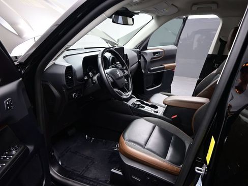 Used 2023 Ford Bronco Sport Outer Banks w/ Tech Package AWD/4WD image 8