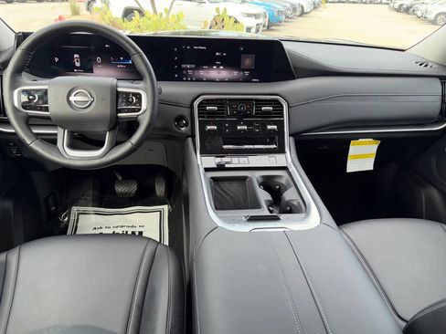 Used 2026 Nissan Armada SV RWD image 22