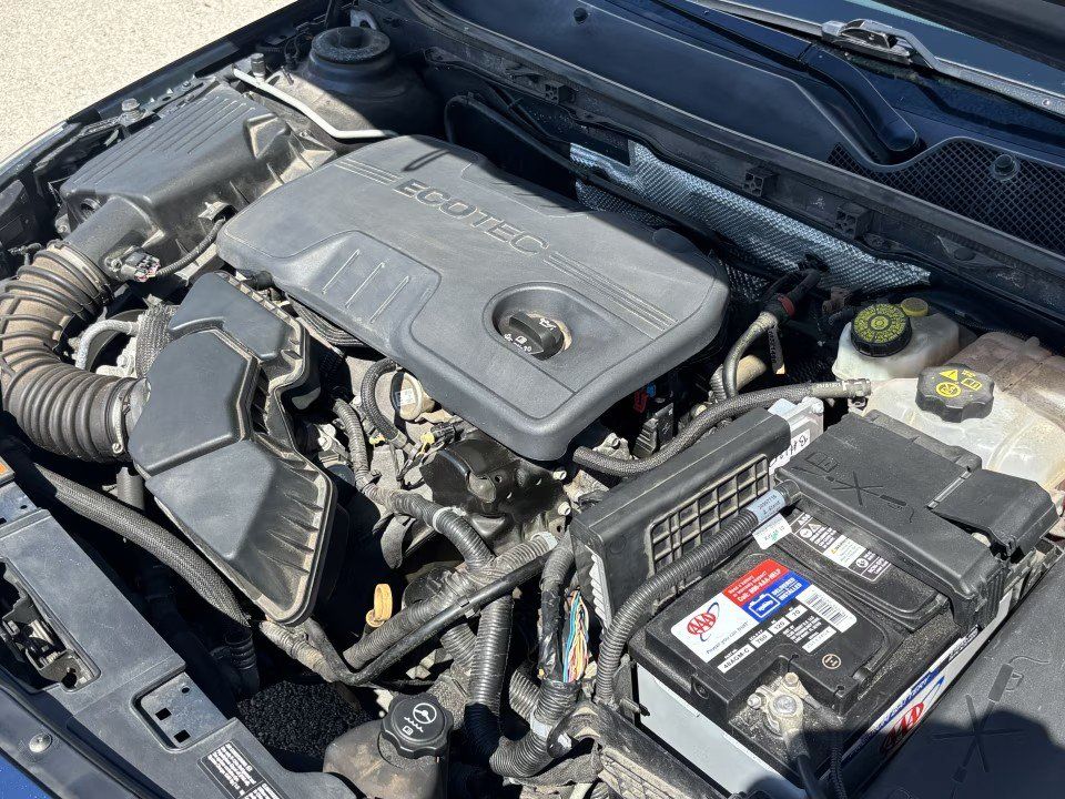 Used 2011 Buick Regal CXL w/ RL3 Preferred Equipment Group FWD image 31