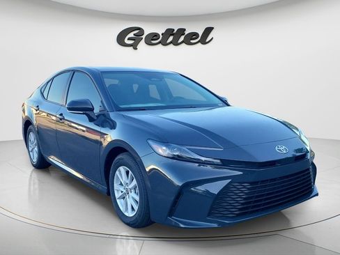 New 2026 Toyota Camry LE FWD image 3