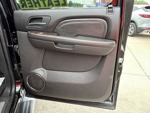Used 2012 GMC Sierra 2500 Denali AWD/4WD image 16