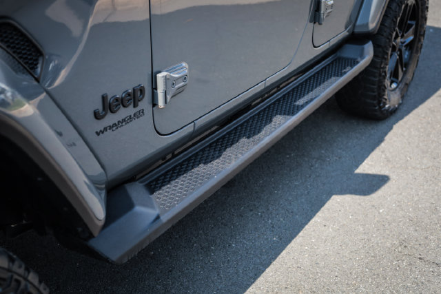 Used 2021 Jeep Wrangler Unlimited Sahara AWD/4WD image 13
