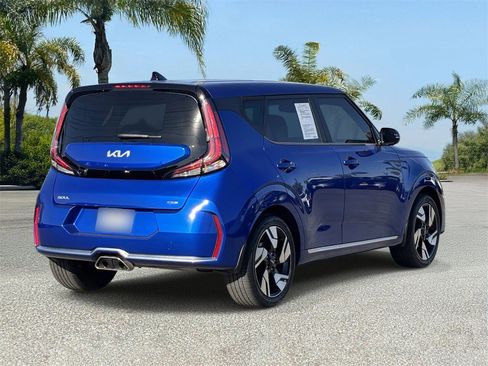 Used 2023 Kia Soul GT-Line image 5