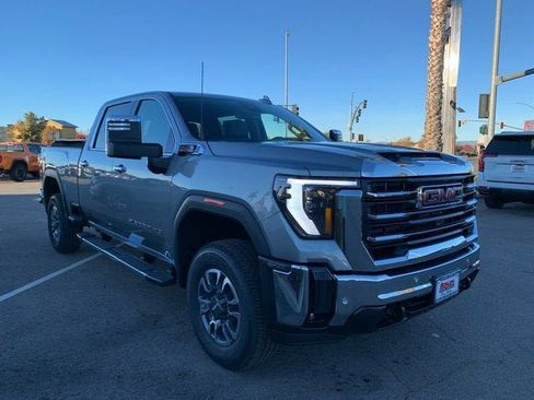 New 2026 GMC Sierra 2500 SLT w/ SLT Premium Package image 4