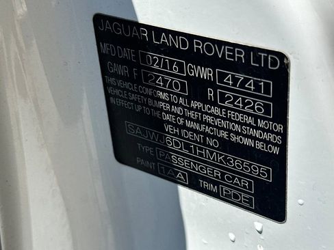 Used 2017 Jaguar F-TYPE R AWD/4WD image 29