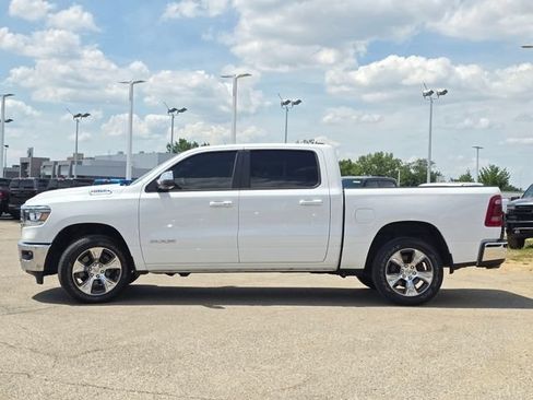 Used 2024 RAM 1500 Laramie AWD/4WD image 31