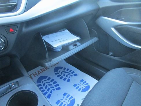 Certified 2025 Chevrolet Trax LS image 15