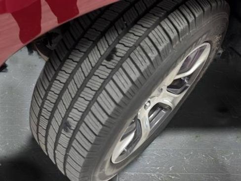 Used 2019 RAM 1500 Laramie AWD/4WD image 37