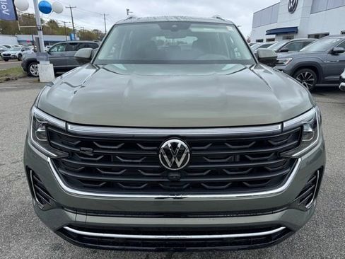 New 2026 Volkswagen Atlas SEL Premium R-Line AWD/4WD image 2