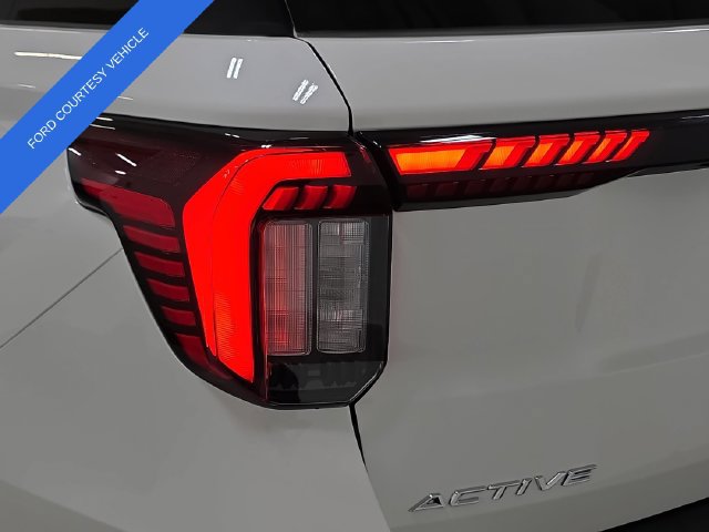 Used 2026 Ford Explorer Active w/ Active Comfort Package AWD/4WD image 32